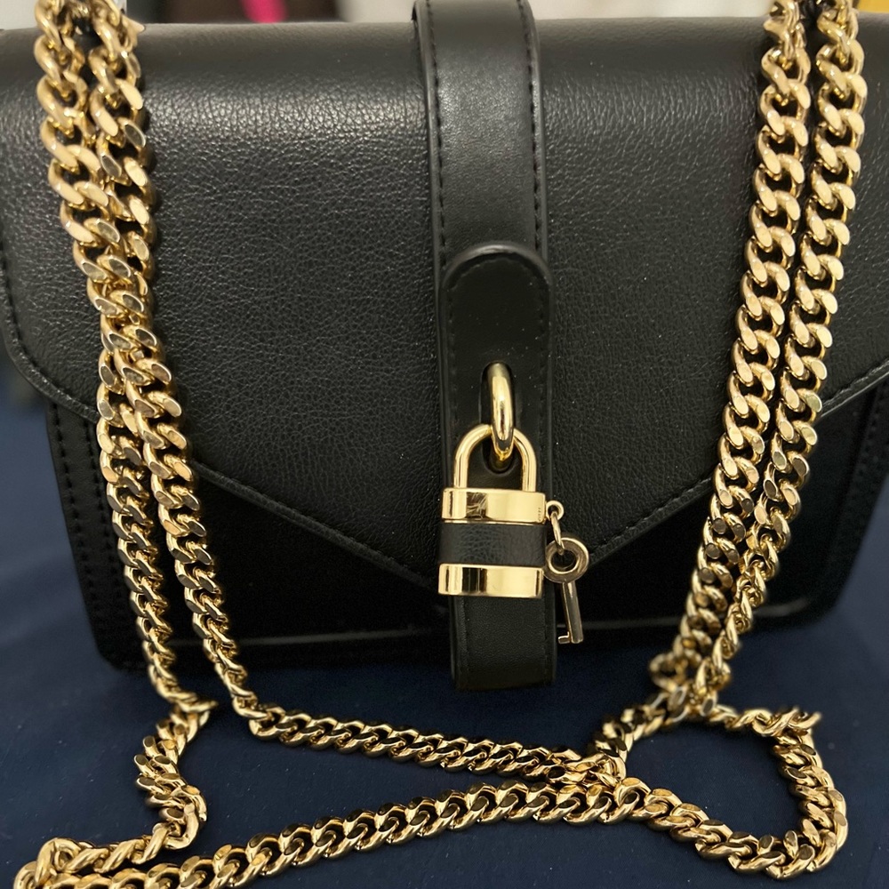 Hand bag